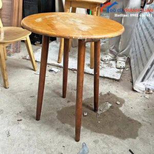 Bàn Cafe Cũ Thiết Kế Chân Thon Nhỏ Gọn