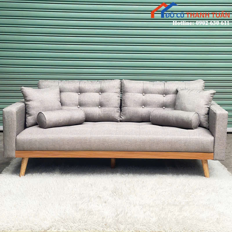 z6942657667733_67dc808d2901656a3ddcc7bab816e4d8 Sofa Chân Gỗ Cao Bọc Đệm Êm Ái Mới 99% (Nhiều Màu)