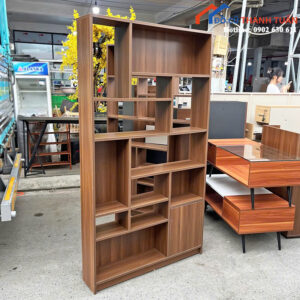 Tủ Trưng Bày Cũ 1M8x1M Thiết Kế Nhiều Ngăn