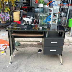 Bàn Làm Việc Cũ Mặt Kính Đen Sang Trọng