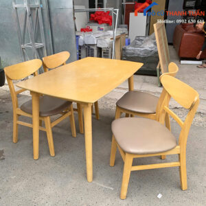 Bộ Bàn Ăn 4 Ghế Gỗ Cũ Màu Nâu Sang Trọng