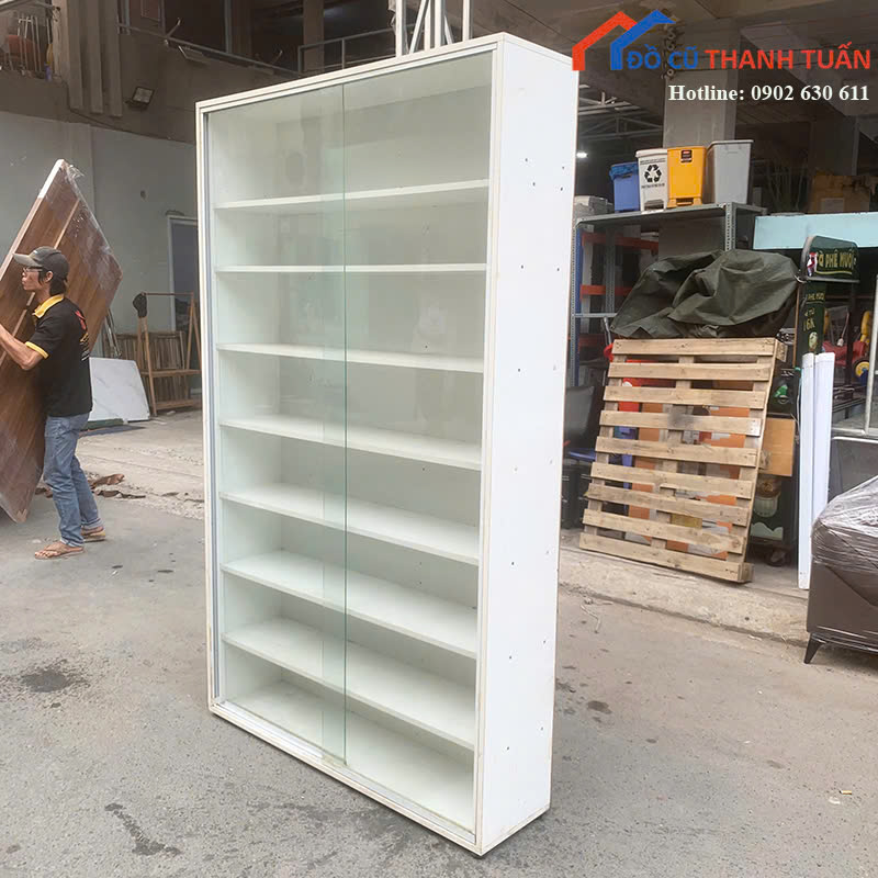 tu-trung-bay-1m2x2mx30-G1tr5-3 Tủ Trưng Bày Cũ 1M2x2M Màu Trắng Thiết Kế Cánh Lùa