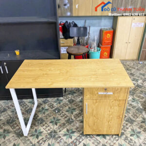 Bàn Làm Việc 1M2x60CM Có Hộc Tiện Lợi Mới 99%