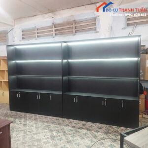 Thanh Lý Tủ Trưng Bày Có Đèn Led 2Mx2M2 Mới 99%