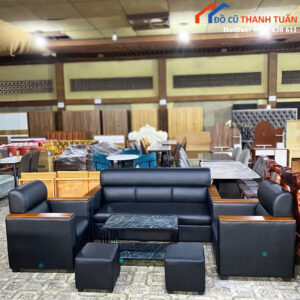 Bộ Sofa Bọc Da Thiết Kế Tay Vịn Gỗ Sang Trọng Mới 99%