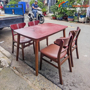 Bộ Bàn Ăn 4 Ghế Gỗ Cũ Màu Nâu Sang Trọng