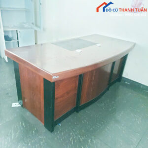 Bàn Giám Đốc Cũ 90CMx1M6 Kiểu Dáng Đơn Giản