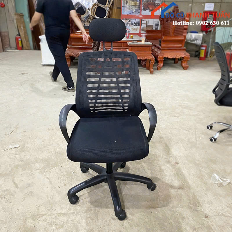 z7021456678873_e281233307394931f4bdb75a8ee957ab Ghế Xoay Văn Phòng Cũ Có Tựa Đầu Êm Ái