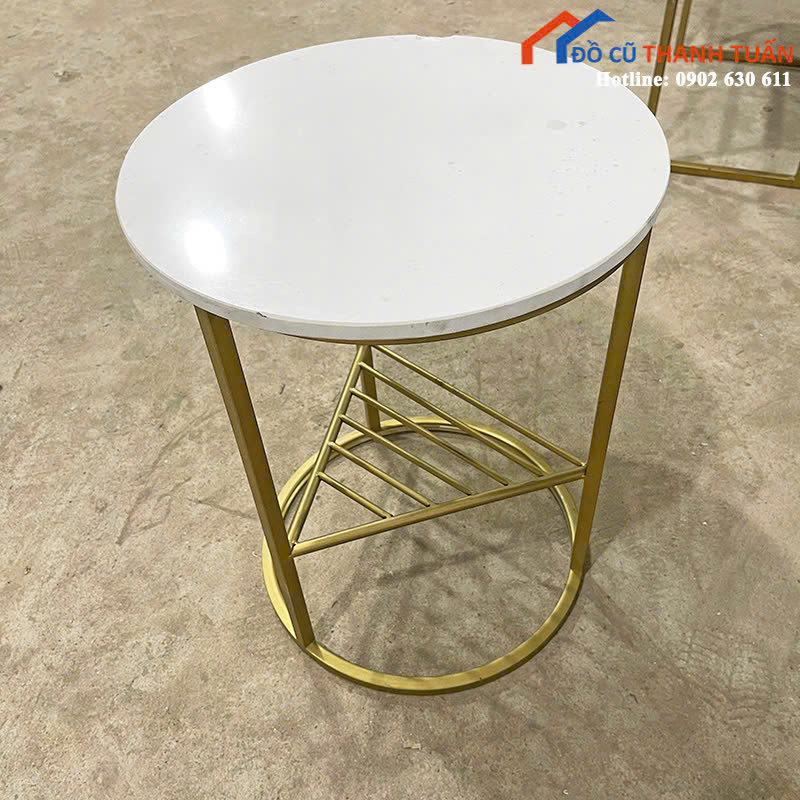 z7023471431617_b713e58e8ba75397b066203e8a2a1bb5 Xả Kho Nhiều Mẫu Bàn Cafe Cũ Chân Mạ Vàng Hiện Đại