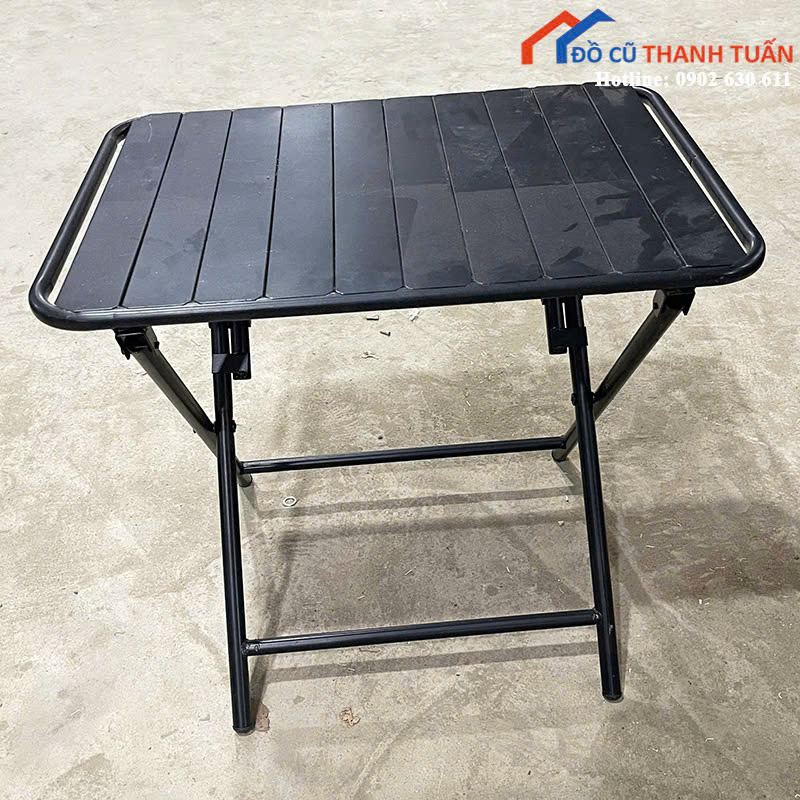 z7023474931958_0c2fb4400131e37df2dd42eb6c7b5731 Bàn Cafe Cũ Dáng Vuông Gấp Gọn Tiện Lợi (Nhiều Mẫu)