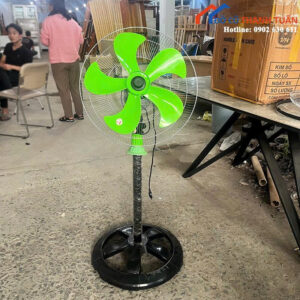 Quạt Điện Cũ Cánh Màu Xanh Dáng Đứng Giá Tốt