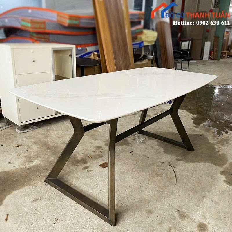 z7061483696992_4c35424561177637c3f231f2e1c92a4c-1 Bộ Bàn Ăn Cũ 4 Ghế Thiết Kế Mặt Giả Đá Hiện Đại