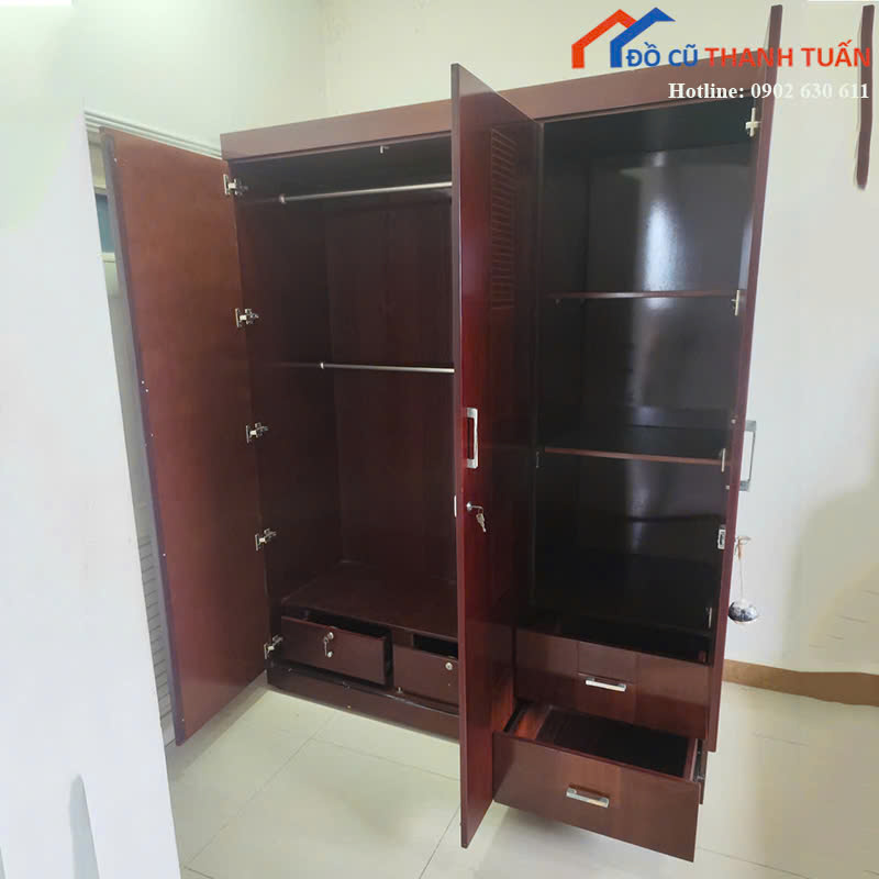 1m6x2mx55-gia-3tr2-2 Tủ Quần Áo Gỗ Cũ 1M6x2M Thiết Kế 3 Cánh Tiện Lợi