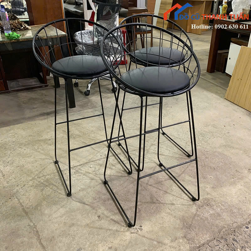 300-1 Ghế Cafe Cũ Màu Đen Thiết Kế Tựa Lưng Tròn Đẹp Mắt