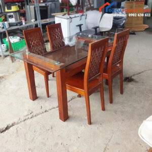 Bộ Bàn Ăn 4 Ghế Cũ Mặt Kính Cường Lực Sang Trọng