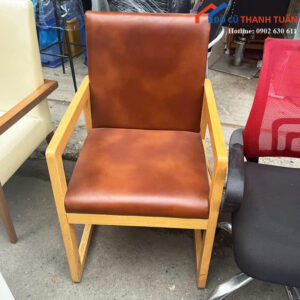 Ghế Cafe Cũ Bọc Da Thiết Kế Chân Gỗ Dáng Vuông