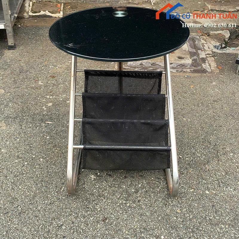 ban-duong-kinh-48-gia-500-1 Bàn Cafe Cũ 48CM Mặt Kính Màu Đen Phối Kệ Để Sách
