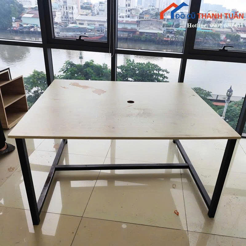 ban-hop-1m2x1m4x75-2 Bàn Làm Việc Cũ 1M2x1M4 Vân Gỗ Thiết Kế Chân U