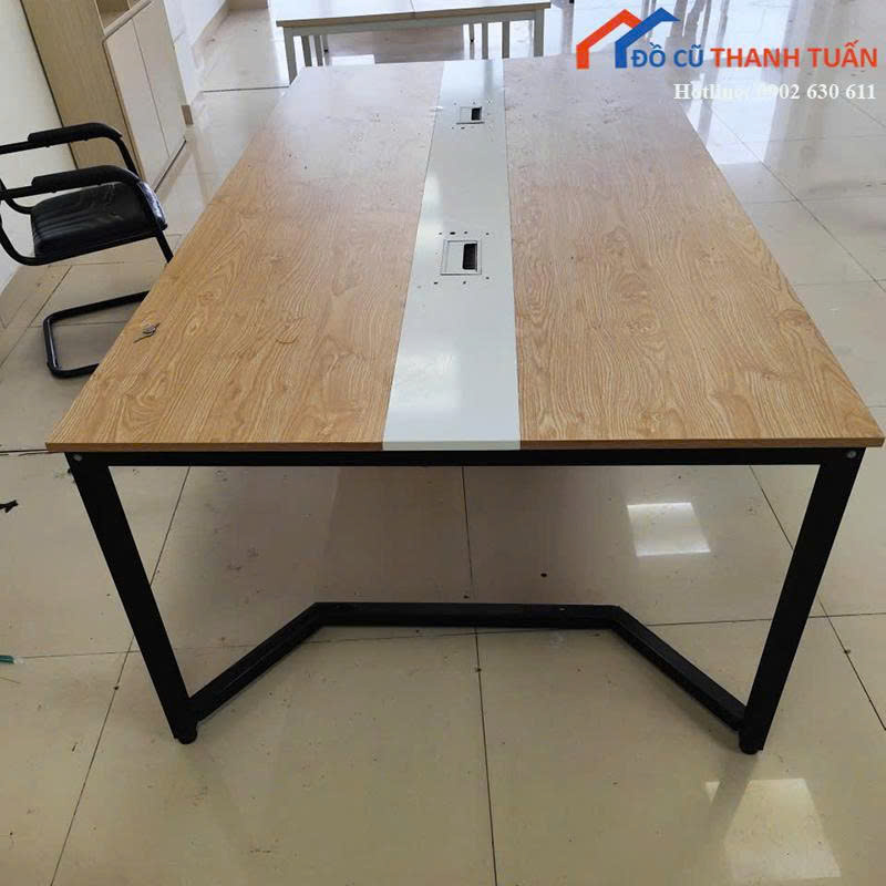 ban-hop-1m2x2m2x75-gia-1tr81 Bàn Họp Cũ 1M2x2M2 Thiết Kế Chân Kiểu Dáng Độc Đáo