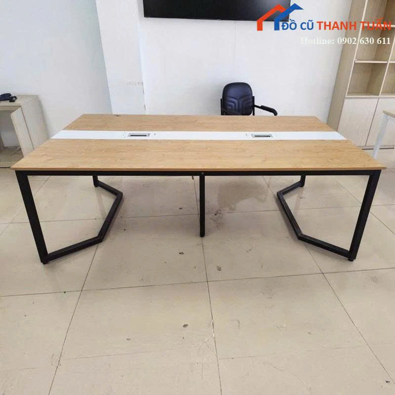 ban-hop-1m2x2m2x75-gia-1tr82 Bàn Họp Cũ 1M2x2M2 Thiết Kế Chân Kiểu Dáng Độc Đáo