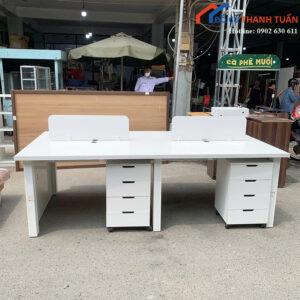 Bàn Làm Việc Cũ 1M2x2M4 Mặt Vân Gỗ Chia Vách Ngăn