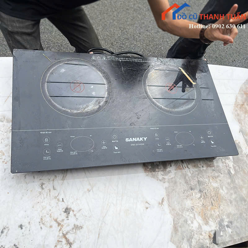 bep-800k-3 Bếp Điện Từ Đôi Cũ Sanaky Mặt Kính Đen Sang Trọng