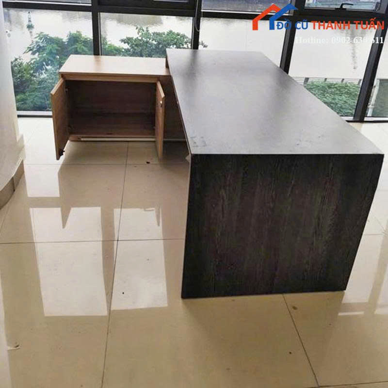 bgdoc-2mx1m6x75cm-gia-2tr8-3 Bàn Giám Đốc Cũ 2Mx1M6 Màu Nâu Kiểu Chữ L Hiện Đại