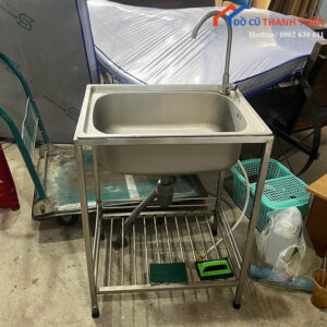 Bồn Rửa Chén Cũ Inox Có Vòi Nước Tiện Dụng