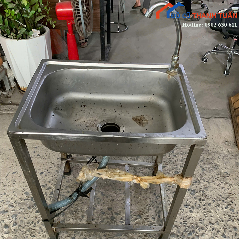bon-rua-chen-cu-inox-co-voi-nuoc-tien-dung-1 Bồn Rửa Chén Cũ Inox Có Vòi Nước Tiện Dụng
