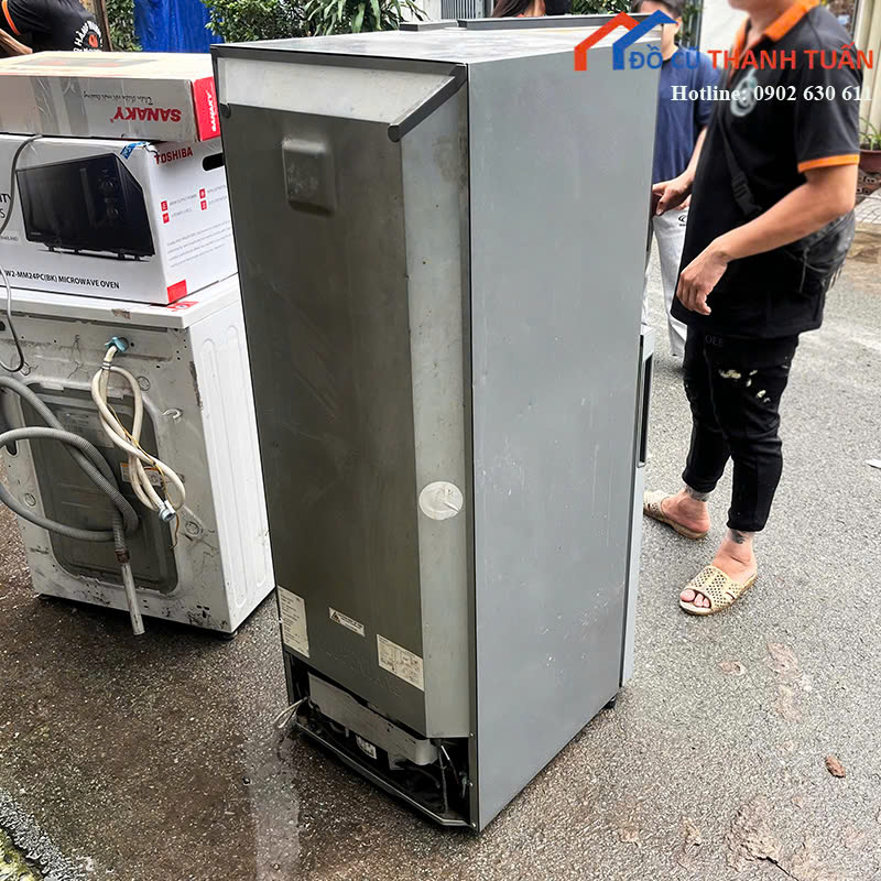 ddl-tu-lanh-3tr5-2 Tủ Lạnh Cũ Electrolux Inverter Màu Bạc Tiết Kiệm Điện