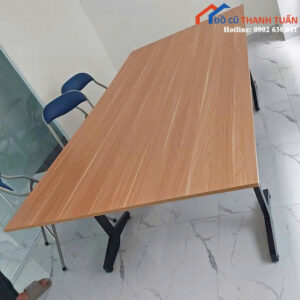 Bàn Họp Cũ 1M22x2M44 Khung Sắt Mặt Gỗ Vân Sáng