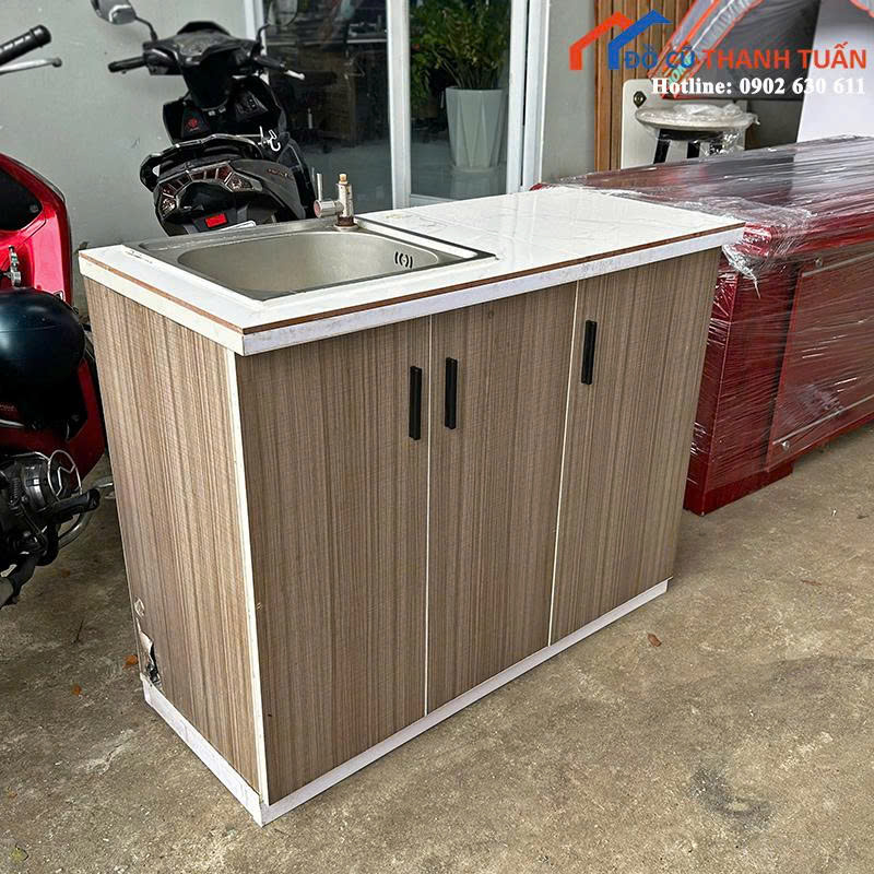 z7073117210472_e8a9f71a933048b1b748ebf17ebece70 Tủ Bếp Cũ Thiết Kế 3 Cánh Tiện Lợi (Nhiều Mẫu)