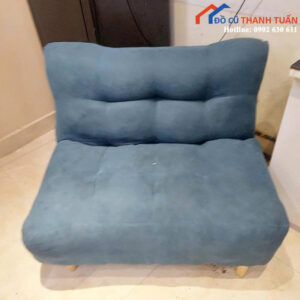 Ghế Sofa Cũ Bọc Đệm Màu Xanh Thiết Kế Chân Gỗ