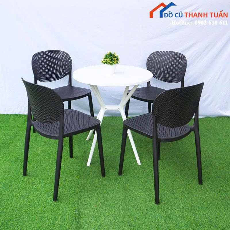 z7076934477824_6b8c29ad84dff59163d182fbfbffd4f0 Thanh Lý Bộ Bàn Ghế Ăn Nhựa Đúc Mới 99% (Nhiều Mẫu)