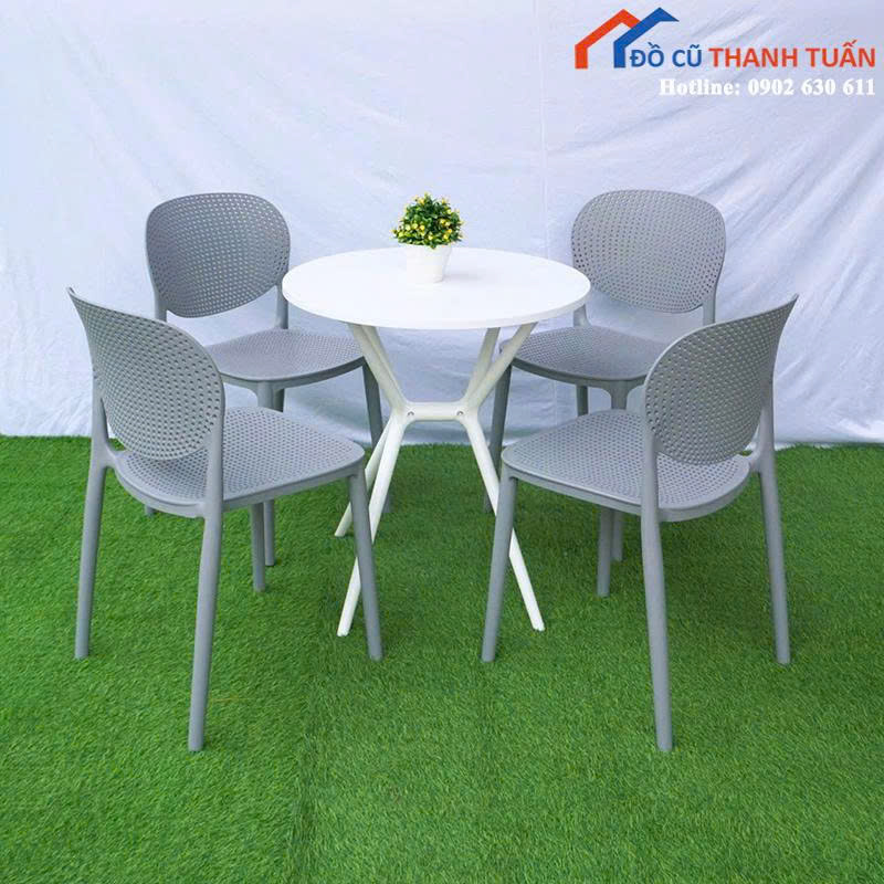 z7076934565327_34d6e72080d72f2b23434b51c94a877c Thanh Lý Bộ Bàn Ghế Ăn Nhựa Đúc Mới 99% (Nhiều Mẫu)