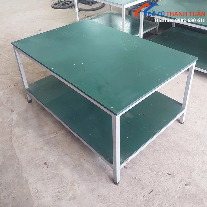 z7085648086385_d117136474d62bda05ca70b3e8d84fd4 Bàn Ăn Cũ Màu Xanh Chân Sắt Chắc Chắn (Nhiều Mẫu)
