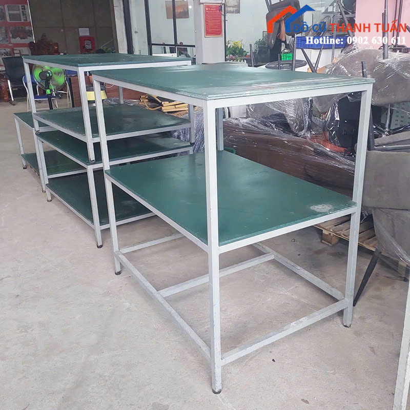 z7085648316852_d93e097becd62f8f4d1c998a61cb97a7 Bàn Ăn Cũ Màu Xanh Chân Sắt Chắc Chắn (Nhiều Mẫu)