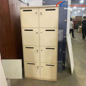 Tủ Locker Cũ Màu Sáng Thiết Kế 8 Ngăn Tiện Lợi