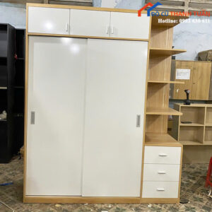 Tủ Quần Áo 2M2x1M8 Thiết Kế 2 Cánh Cửa Lùa Mới 99%