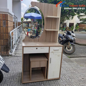 Bàn Trang Điểm Cũ Thiết Kế Gương Oval Hiện Đại