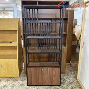 Kệ Trưng Bày Khung Sắt Thiết Kế 4 Tầng Tiện Lợi Mới 99%