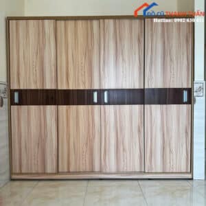 Tủ Quần Áo Gỗ Cũ 2M2x2M Thiết Kế Cửa Lùa Tiện Lợi