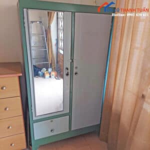 Tủ Quần Áo Cũ Màu Xanh Nhạt Thiết Kế 2 Cánh