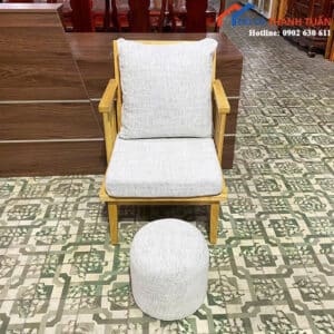 Ghế Sofa Gỗ Bọc Đệm Màu Xám Nhỏ Gọn Mới 99%