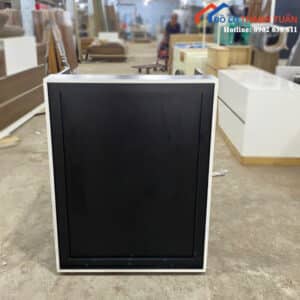 Quầy Lễ Tân 1M09x82CM Màu Đen Nhỏ Gọn Mới 99%