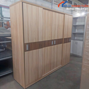 Tủ Quần Áo Cũ Cửa Mở Kết Hợp Cửa Lùa Tiện Dụng