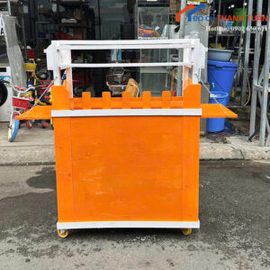 Quầy Bán Hàng Cũ Màu Cam Có Ngăn Kéo Tiện Dụng