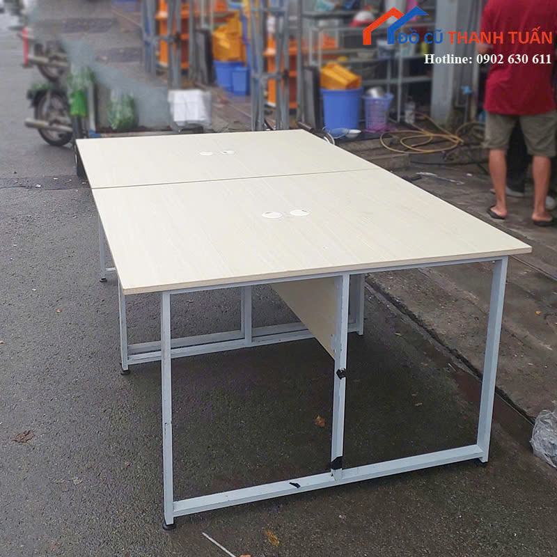 z7134820153334_e5da2f07e6d572358ce605e4c72a9f5b Bàn Làm Việc Đôi Cũ 1M2x2M Chân Sắt Mặt Gỗ Sáng