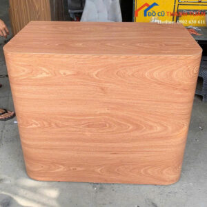Quầy Lễ Tân Cũ Màu Nâu Bo Cong Có Hộc Kéo Tiện Lợi