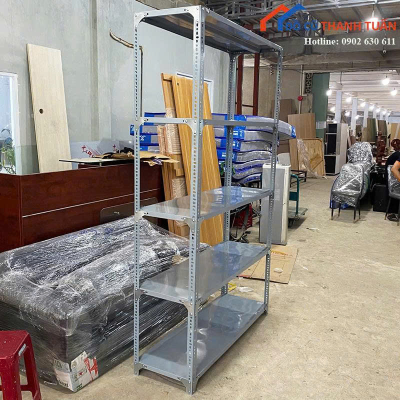 z7166971770079_aa391eadb1d46c299489eed05f646a43 Kệ Trưng Bày 2Mx1M2 Thiết Kế 5 Tầng Mới 99%